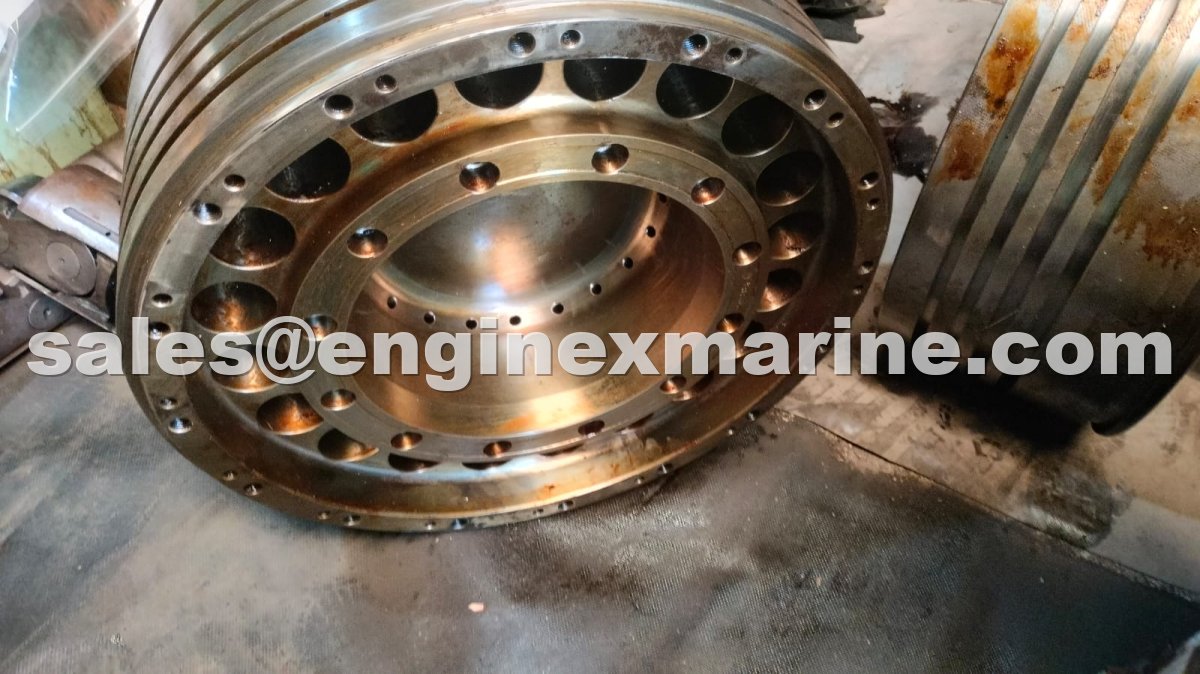 MAN B&amp;W – 26MC – SPARES - PISTON CROWN