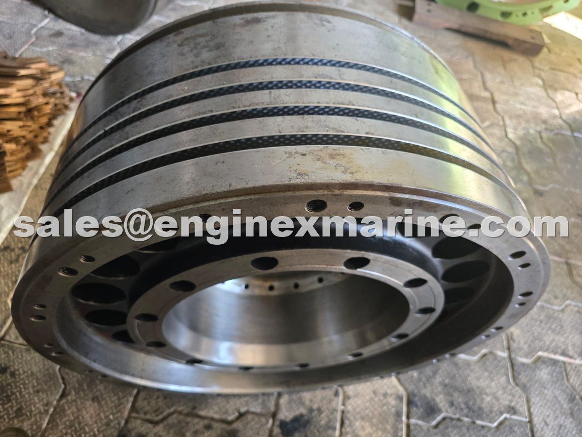 MAN B&amp;W – 4S26MC – PISTON