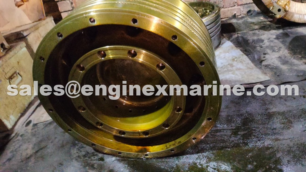 MAN B&amp;W – 6L35MC – PISTON