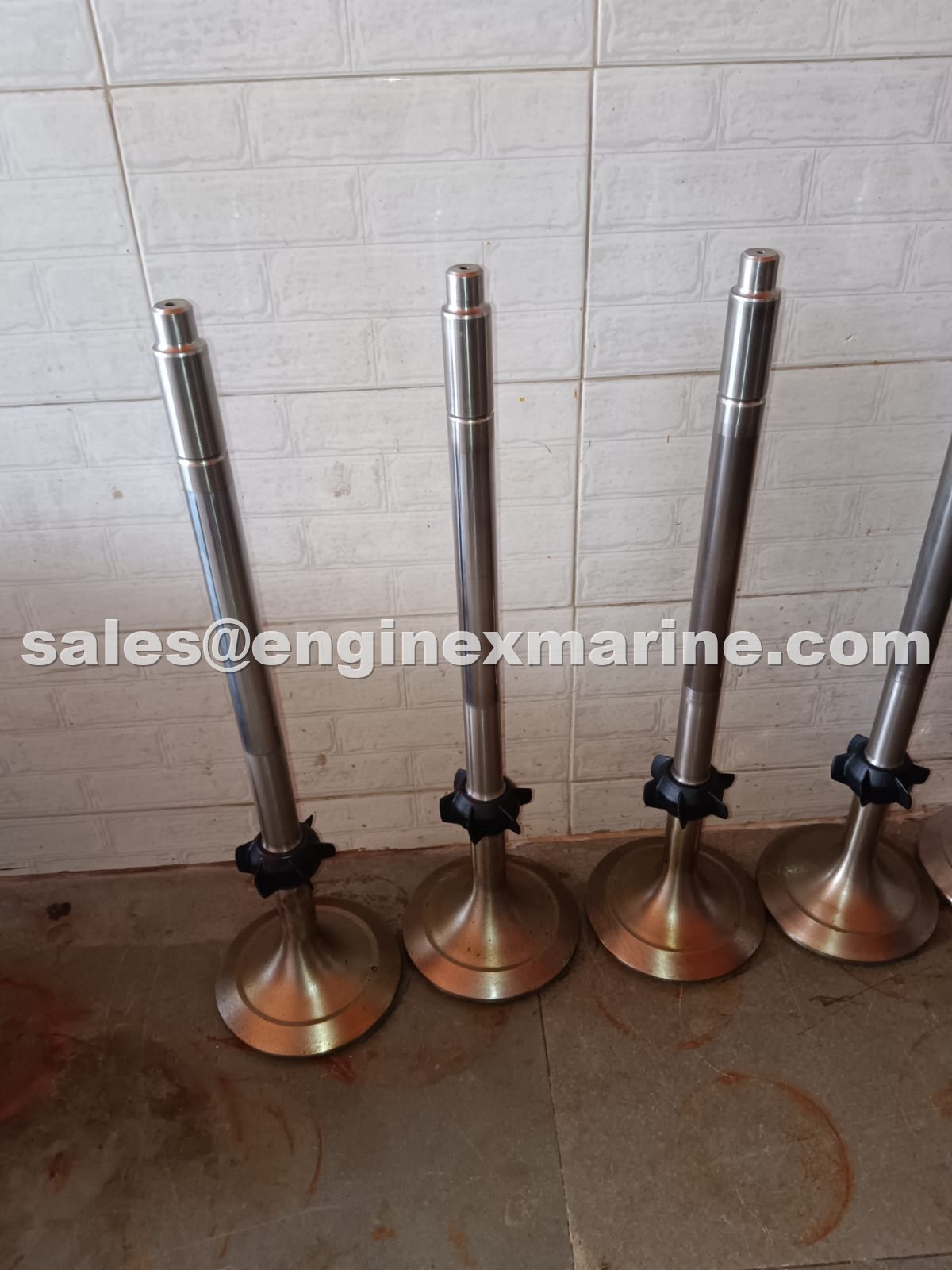 MAN B&amp;W – 7L35MC – EXHAUST VALVE SPINDLE