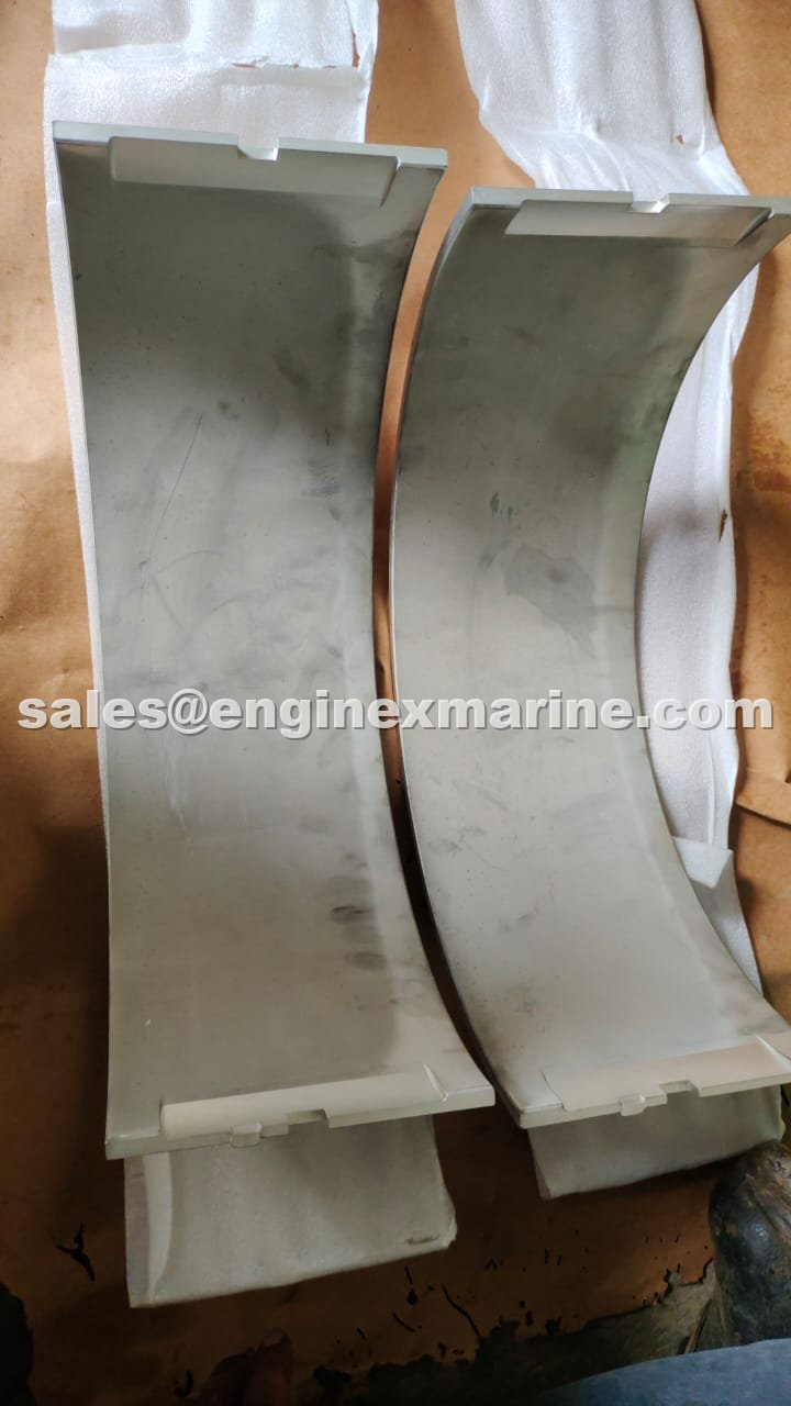 MAN B&amp;W – 8L35MC – CROSS HEAD BEARINGS