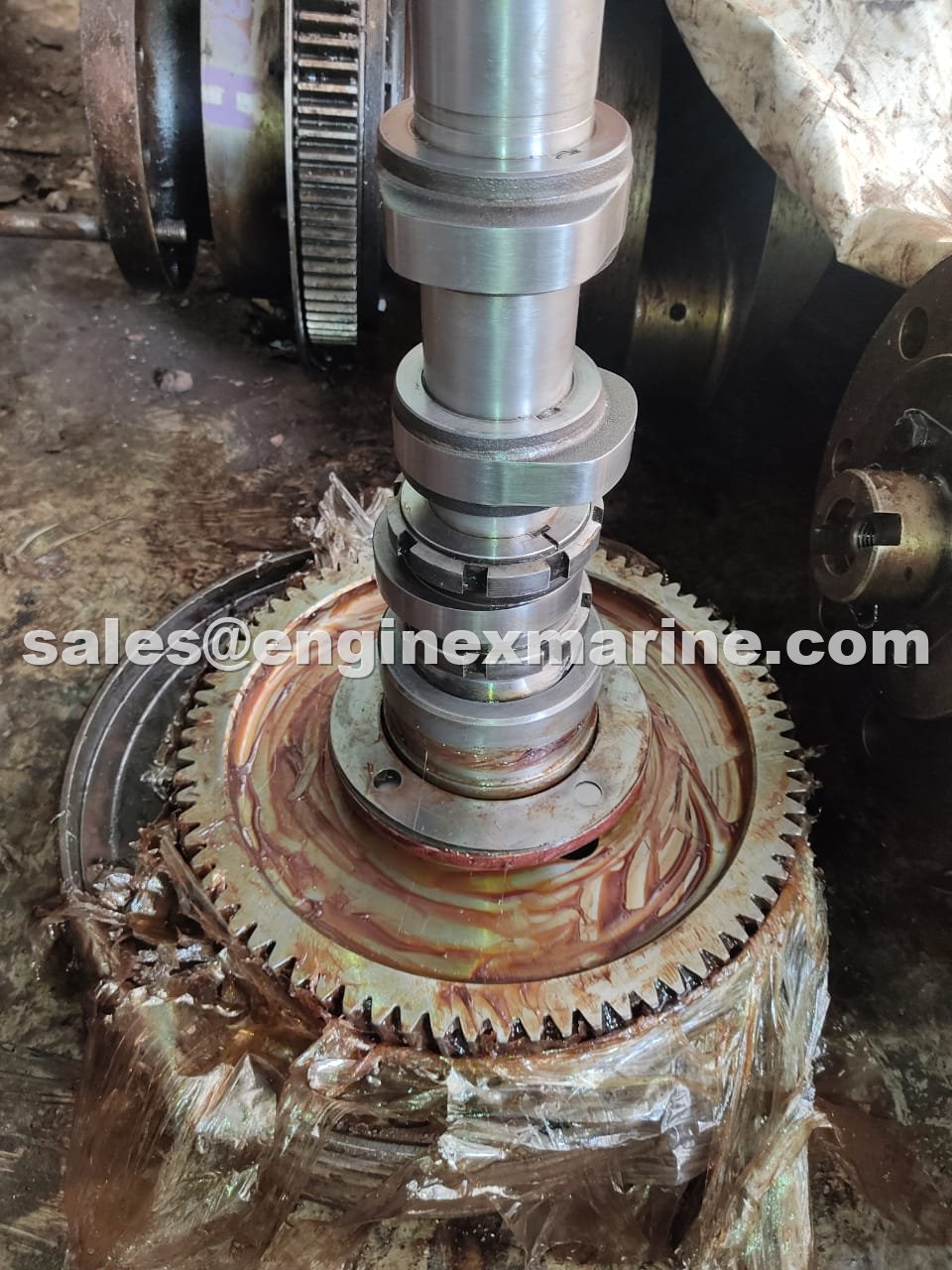 MAN B&amp;W – 10L35MC – CAMSHAFT