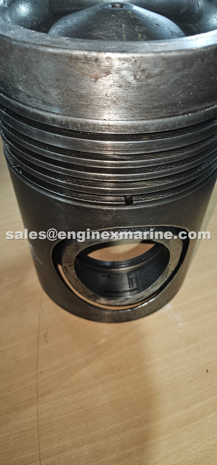 MAN B&amp;W – L23/30 – PISTON