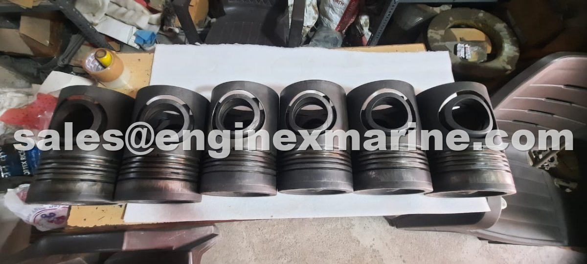 MAN B&amp;W – 8L23/30 – PISTON