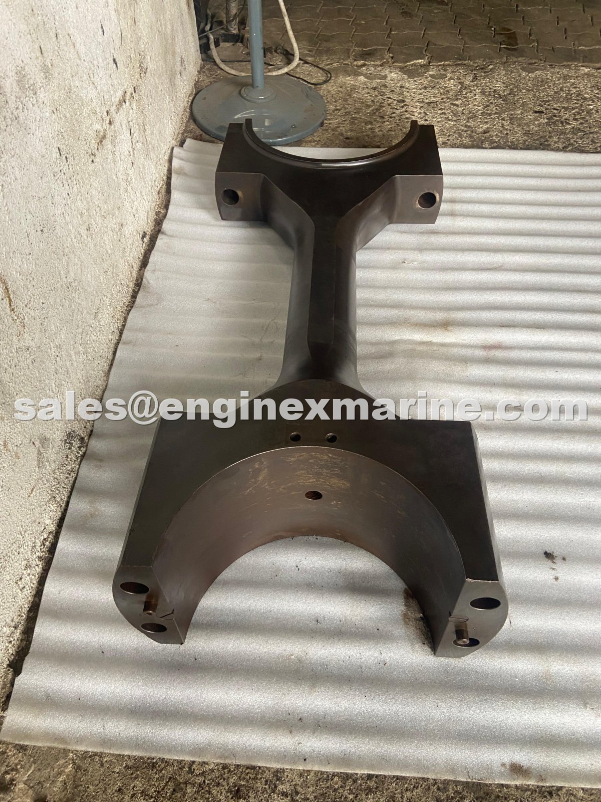 MAN B&amp;W – S35MC – CONROD BOLT