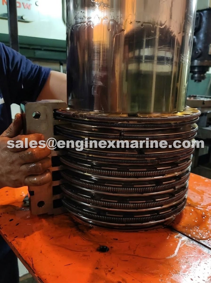 MAN B&amp;W – S35MC – PISTON ROD PACKING